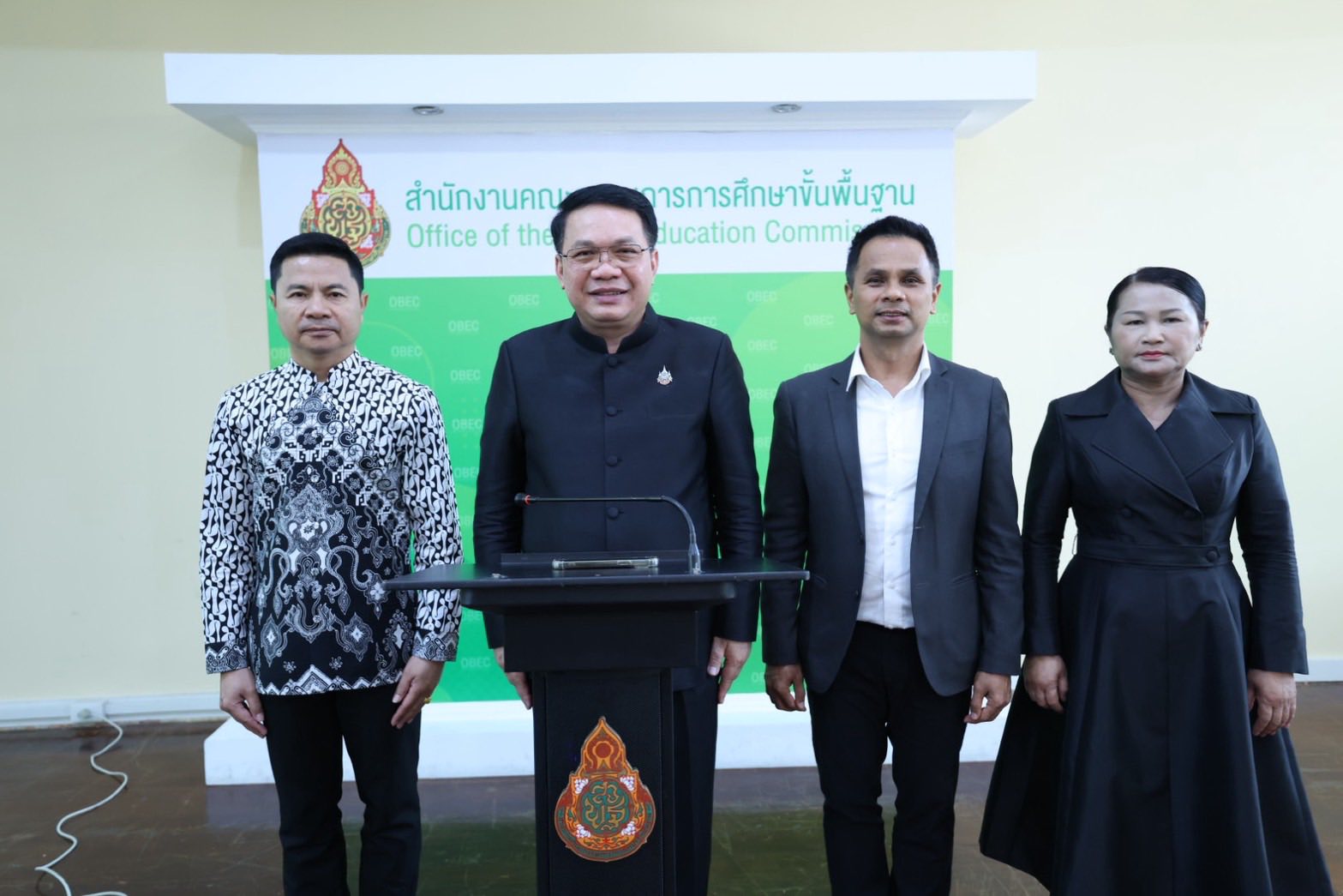 สพฐ. เดินหน้าลดภาระผู้ปกครอง รับมือวิกฤตพลังงาน พร้อมเตรียมลงนาม 40 ...